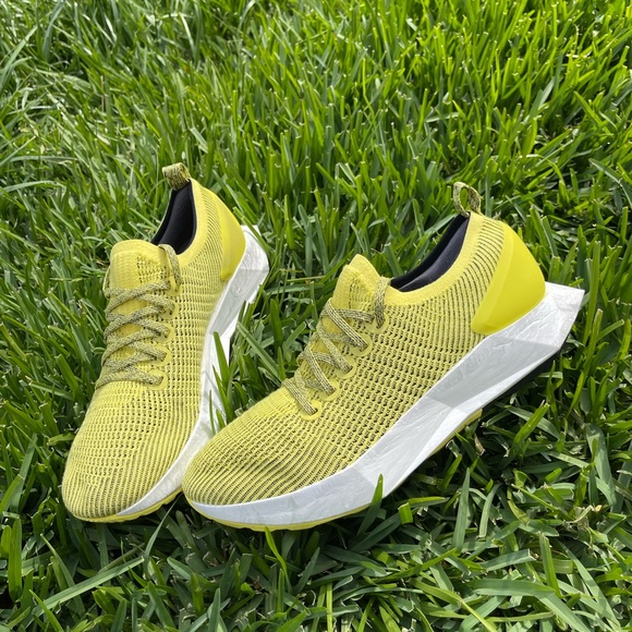 ALLBIRDS Tree FlyersBuoyant yellow Blizzard sole size 10 men - Picture 6 of 13